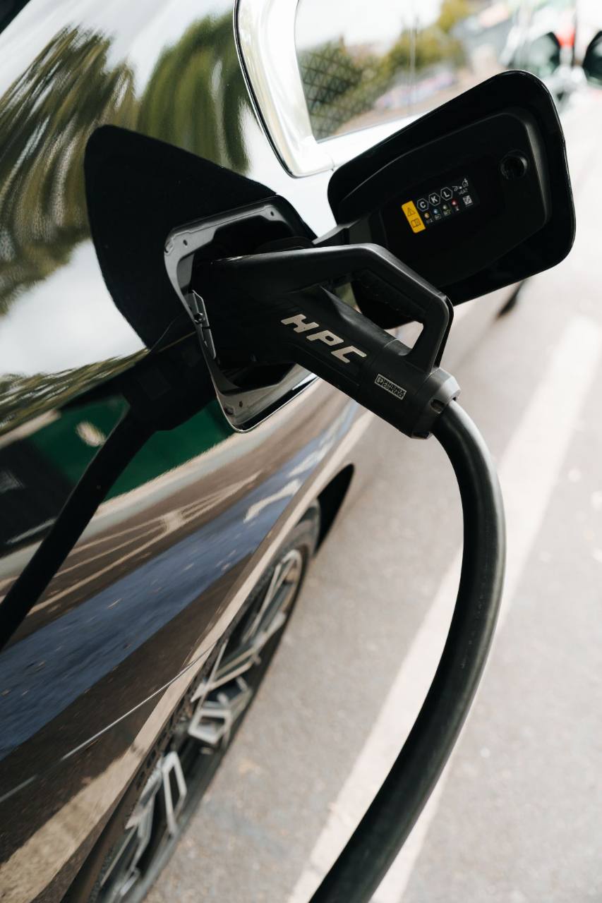 A fully electrified first-class fleet